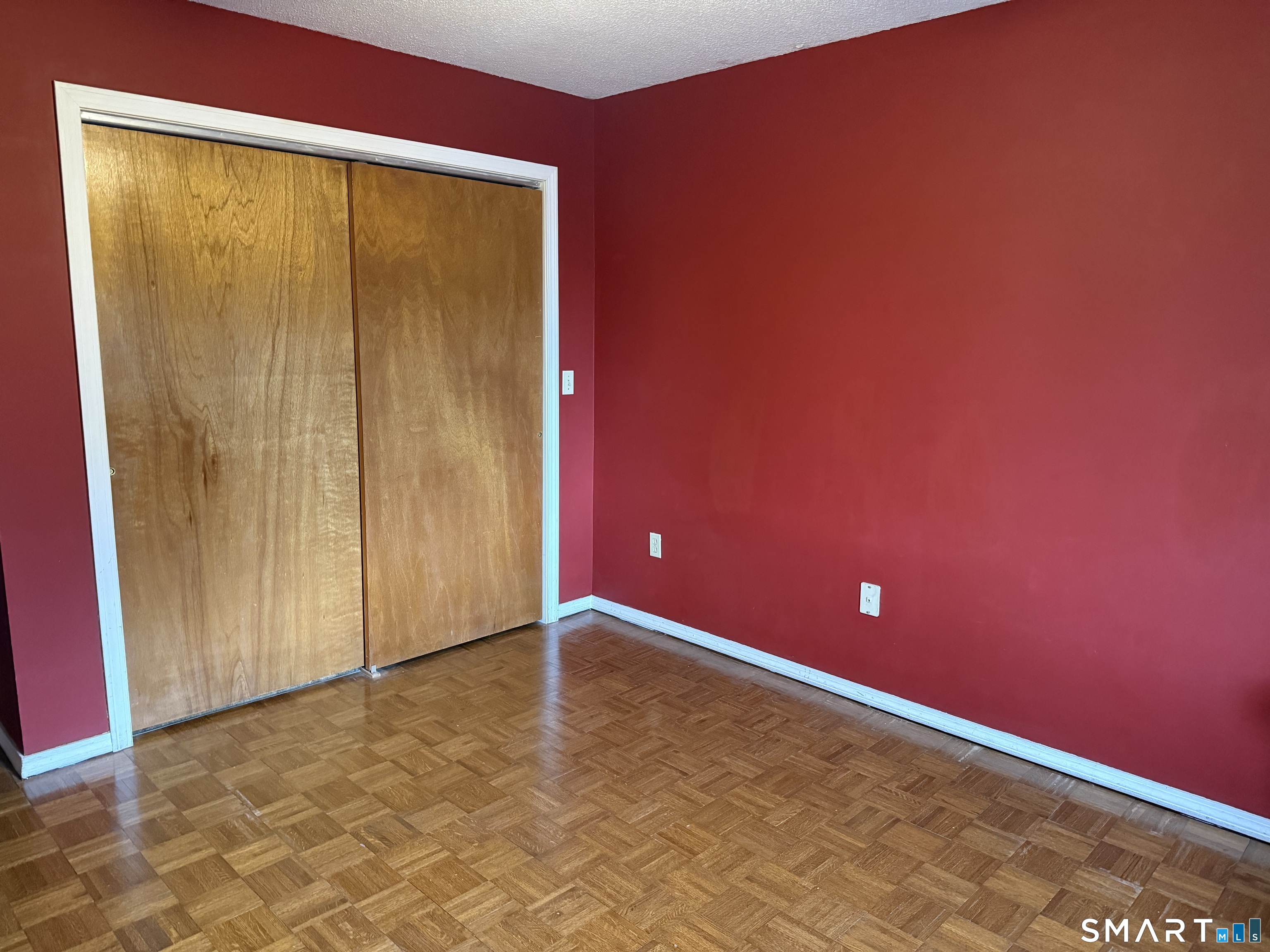 264 Scott Road, Unit 4 Waterbury, CT 06705 - Photo 6 of 13