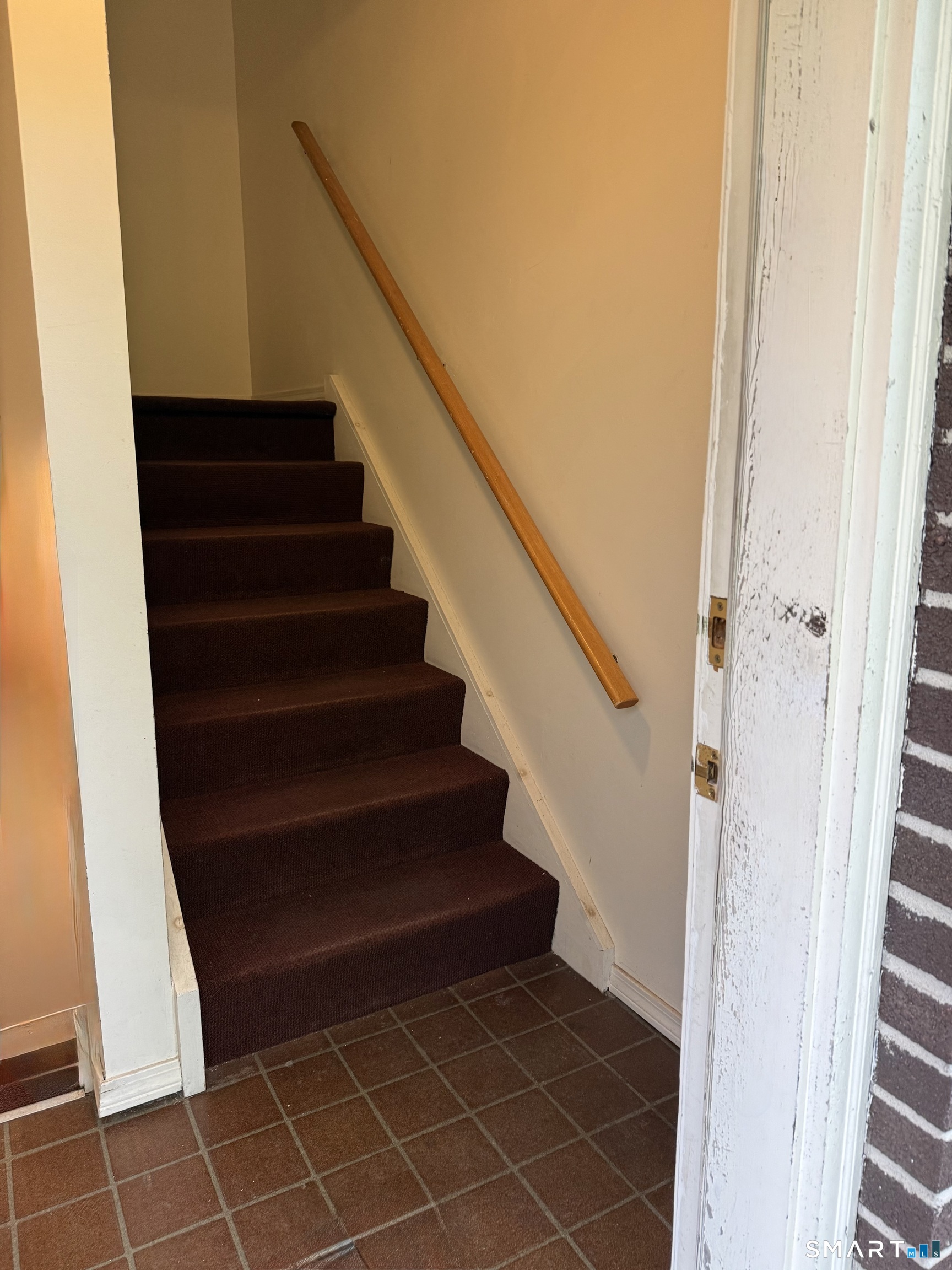 264 Scott Road, Unit 4 Waterbury, CT 06705 - Photo 10 of 13 Entrance in back of unit.