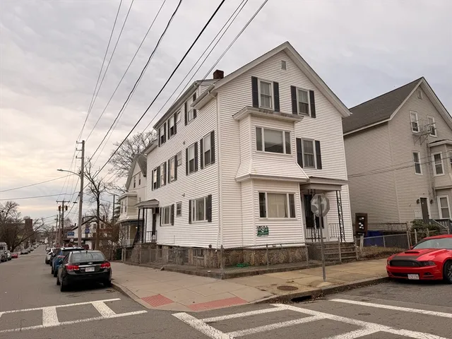 $565,000 | 631 Walnut Street, Fall River, MA 02720