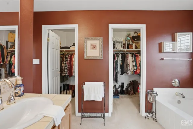 $575,000 | Undisclosed Address, Bakersfield, CA 93312