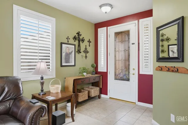 $575,000 | Undisclosed Address, Bakersfield, CA 93312