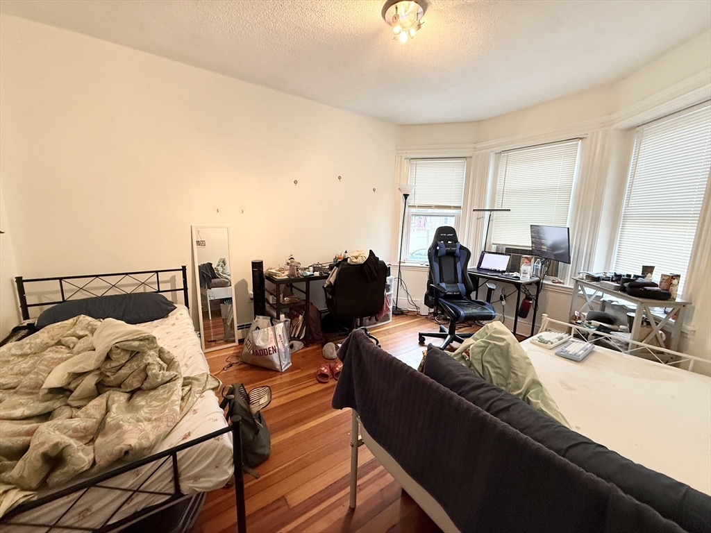 8 Wave Avenue, Unit 1 Boston, MA 02125 - Photo 4 of 10