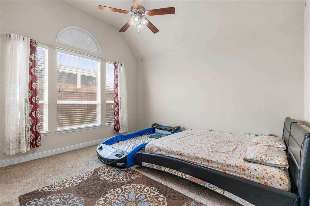 10611 Ferdinand View Frisco, TX 75035 - Photo 13 of 40