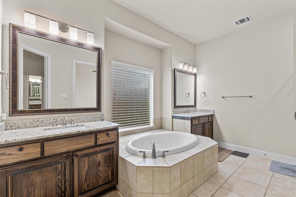 10611 Ferdinand View Frisco, TX 75035 - Photo 14 of 40