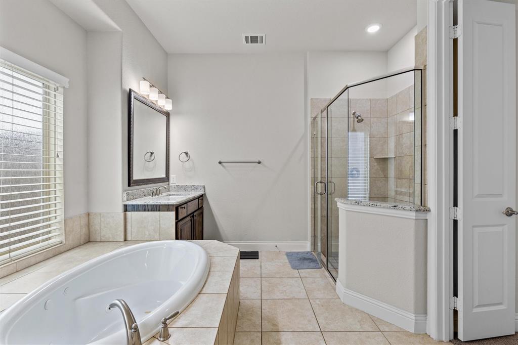 10611 Ferdinand View Frisco, TX 75035 - Photo 15 of 40
