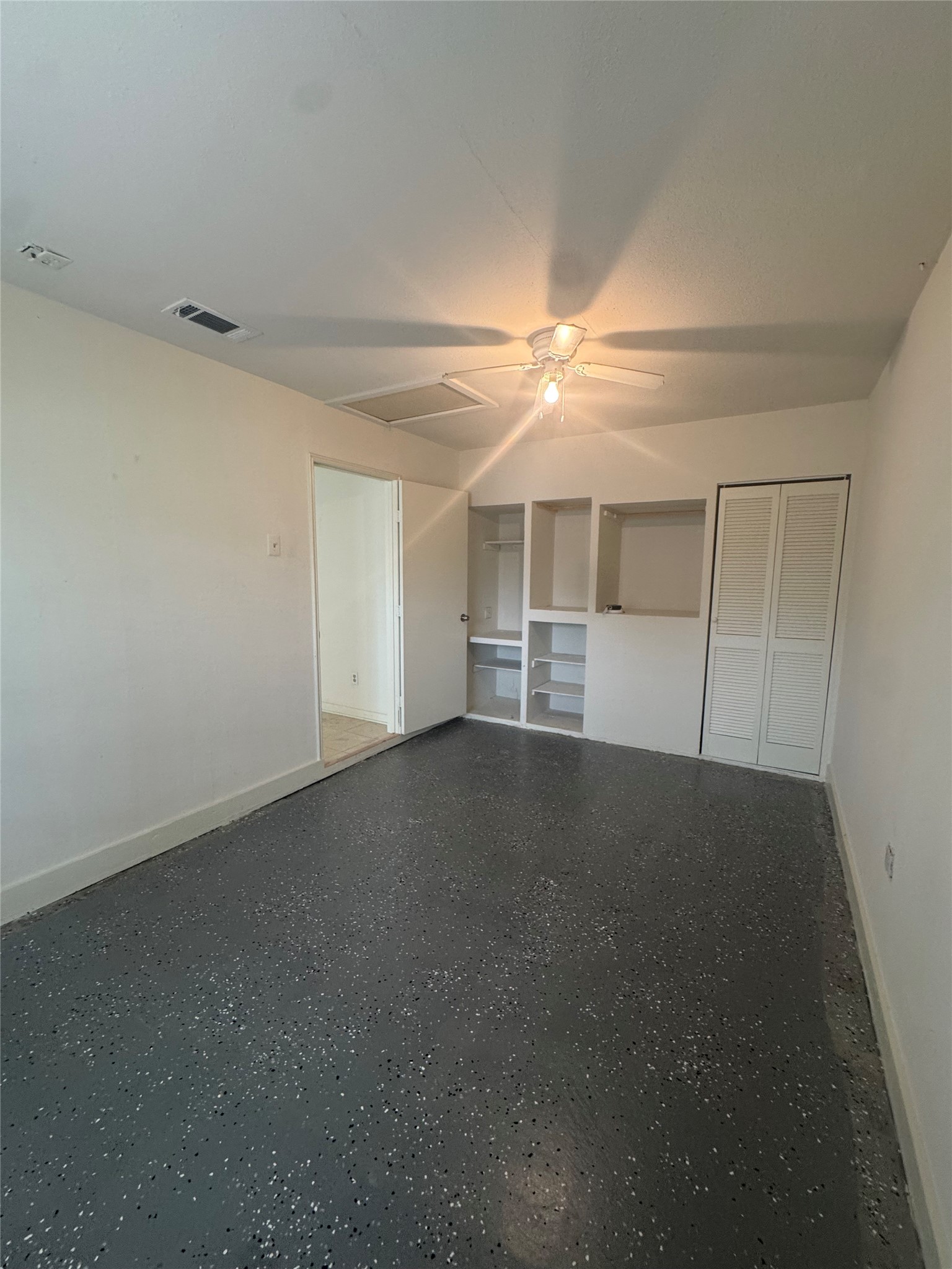 1443 Willow Rock Road Houston, TX 77088 - Photo 20 of 27 a view of empty room