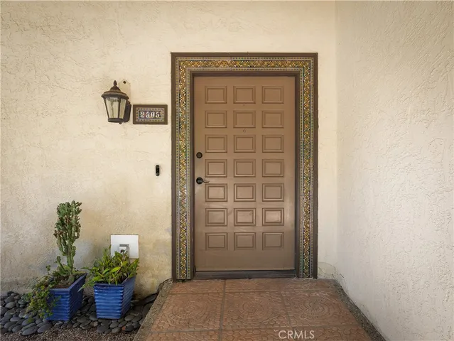 a view of an entryway of the house