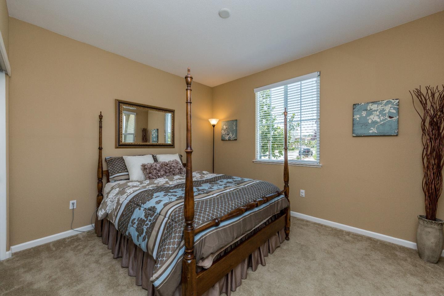 9524 Rodeo Drive Gilroy, CA 95020 - Photo 7 of 30 Gallery Image 7