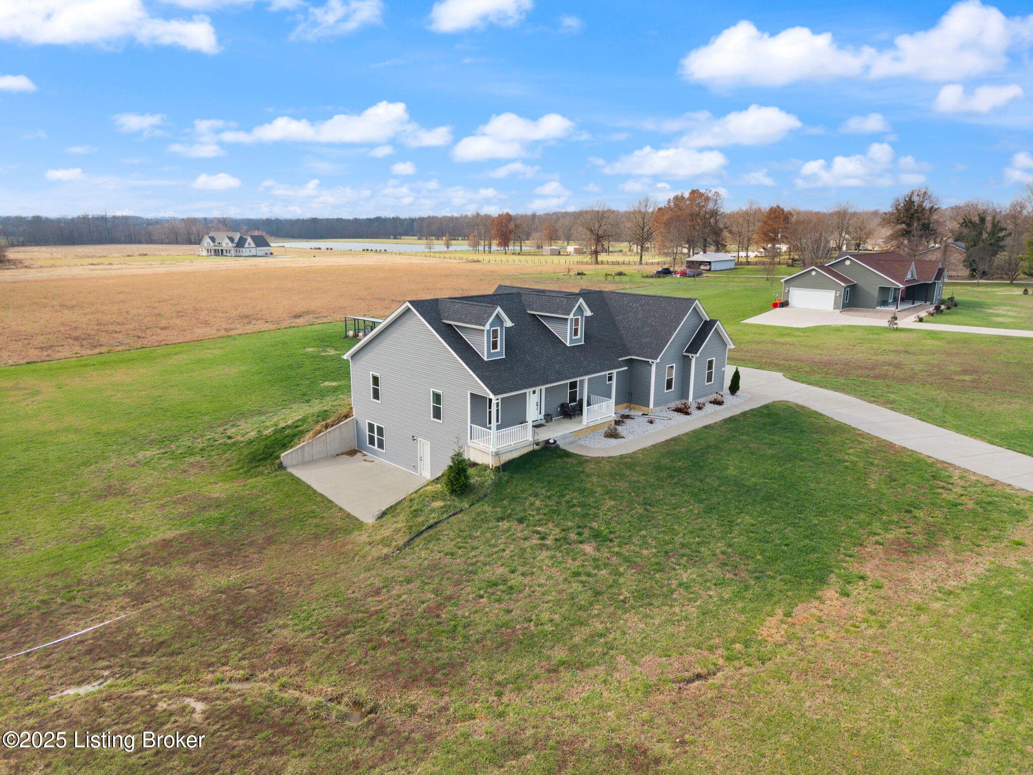 5944 St John Road Elizabethtown, KY 42701 - Photo 9 of 83 22-web-or-mls-DJI_20251201115601_0018_D