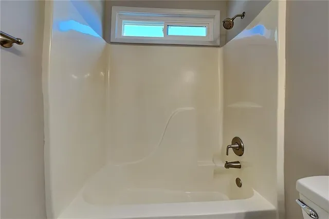 $2,050 | 645 Magnolia Drive, Loganville, GA 30052