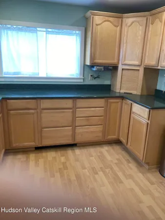 $2,500 | 42 Russell Street, Saugerties, NY 12477