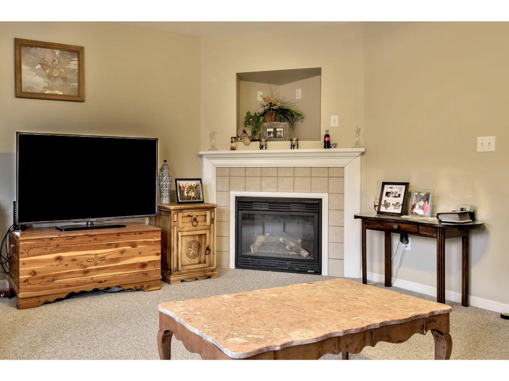 40 Mont Vernon Road New Boston, NH 03070 - Photo 4 of 14