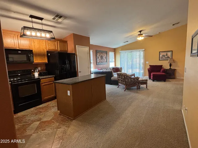 $3,200 | 776 West Fairlane Court, Casa Grande, AZ 85122