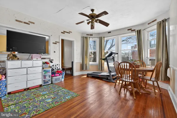 $199,900 | 927 Linden Avenue, York, PA 17404