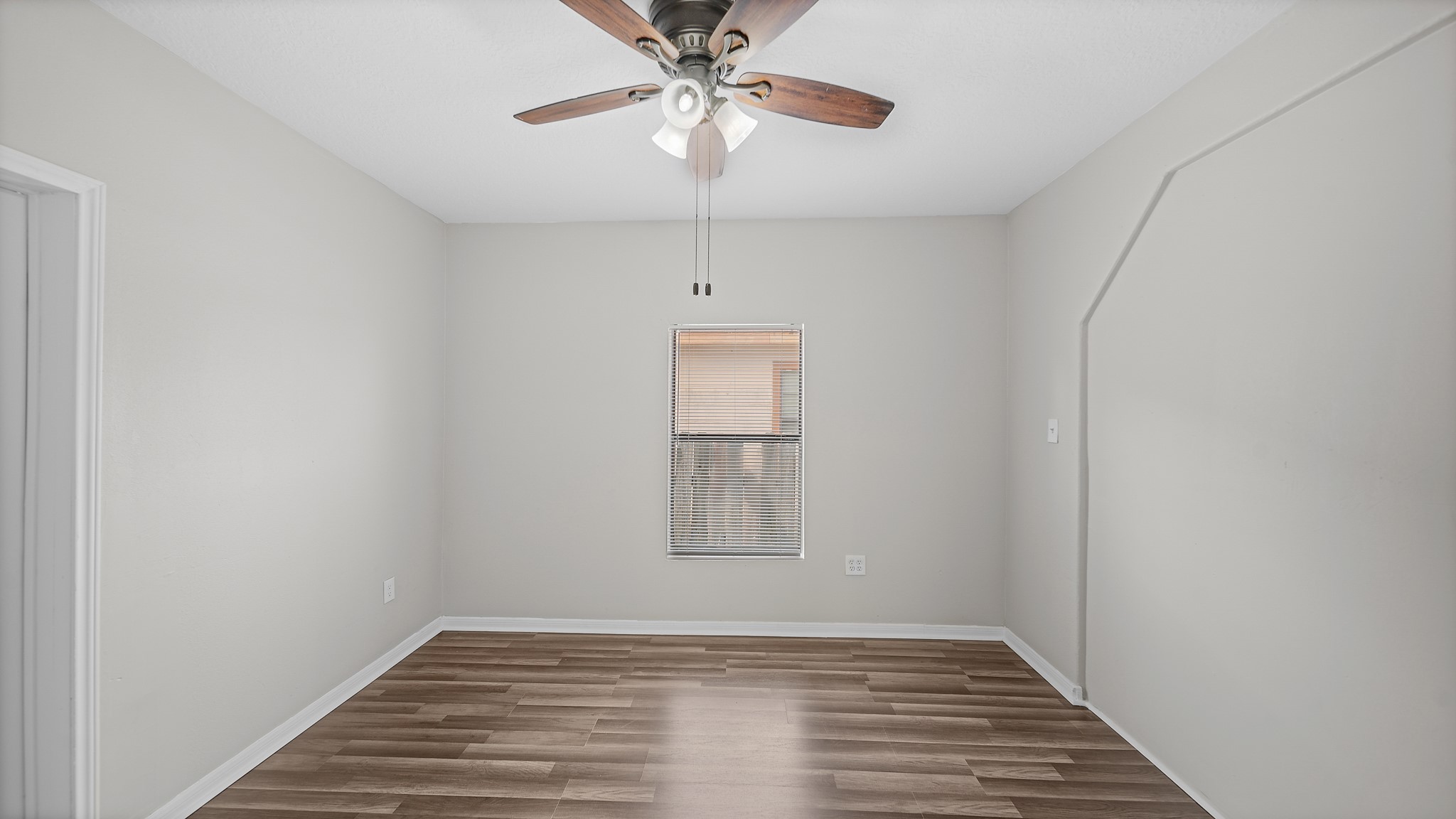 1322 Magnolia Street Baytown, TX 77520 - Photo 11 of 26