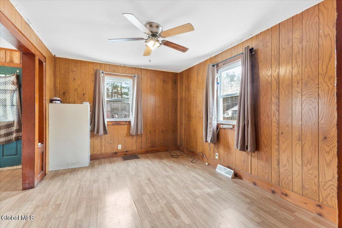 305 Ash Street Corinth, NY 12822 - Photo 12 of 32 11