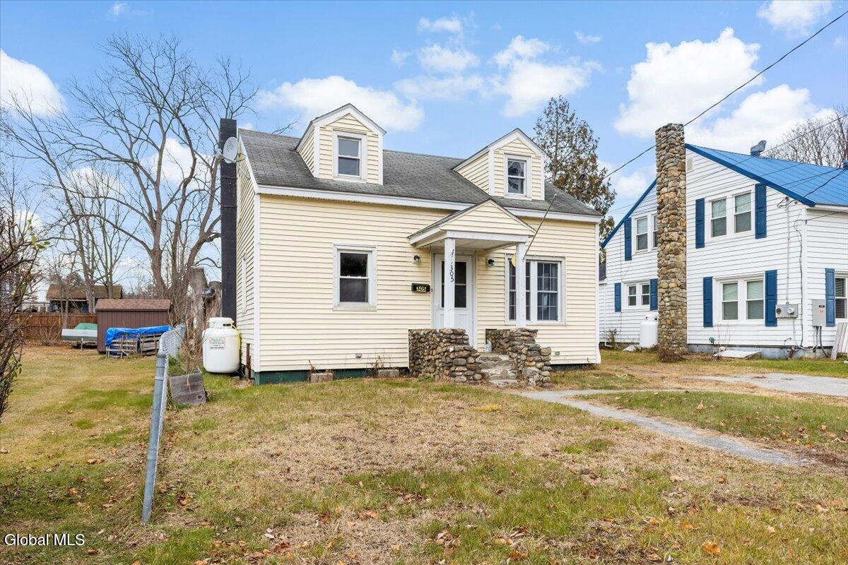 305 Ash Street Corinth, NY 12822 - Photo 3 of 32 3