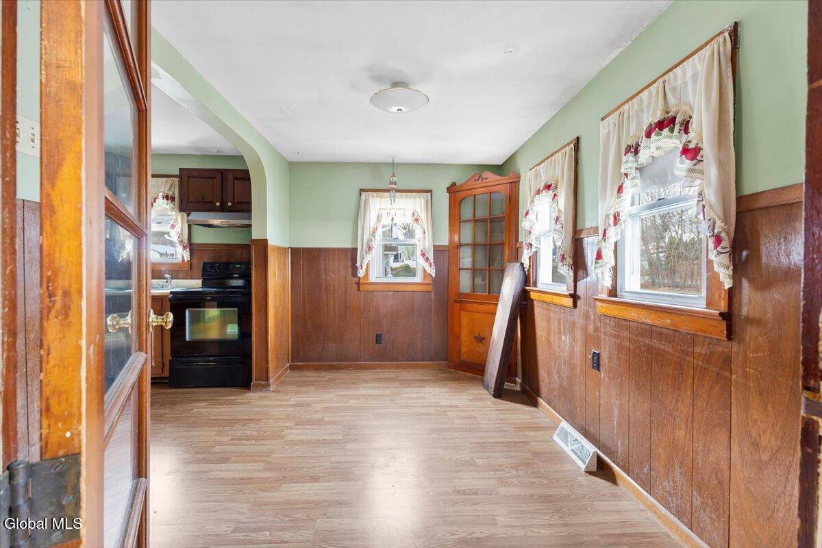 305 Ash Street Corinth, NY 12822 - Photo 8 of 32 7