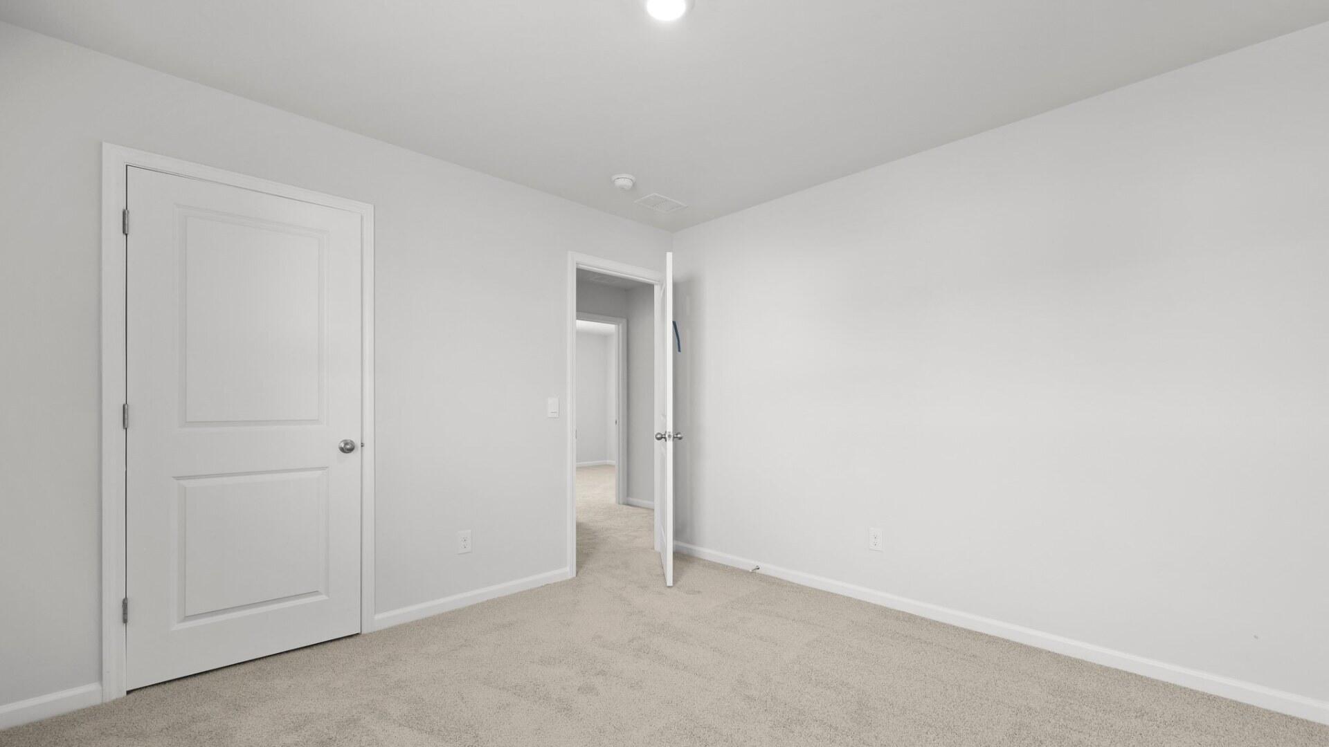 724 Long Blf Road Summerville, SC 29486 - Photo 27 of 31 728 Long Bluff_33