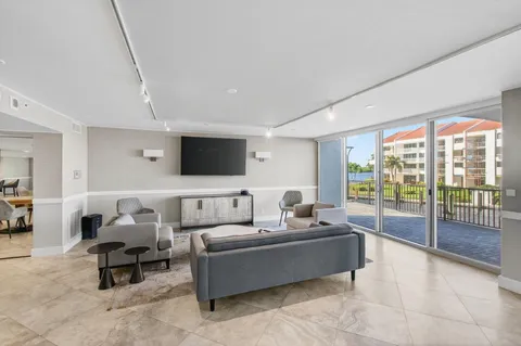 $699,900 | 4750 South Ocean Boulevard, Unit 305, Highland Beach, FL 33487