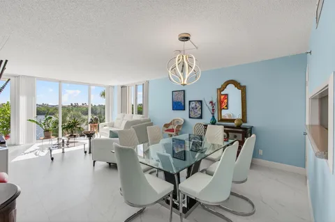 $699,900 | 4750 South Ocean Boulevard, Unit 305, Highland Beach, FL 33487