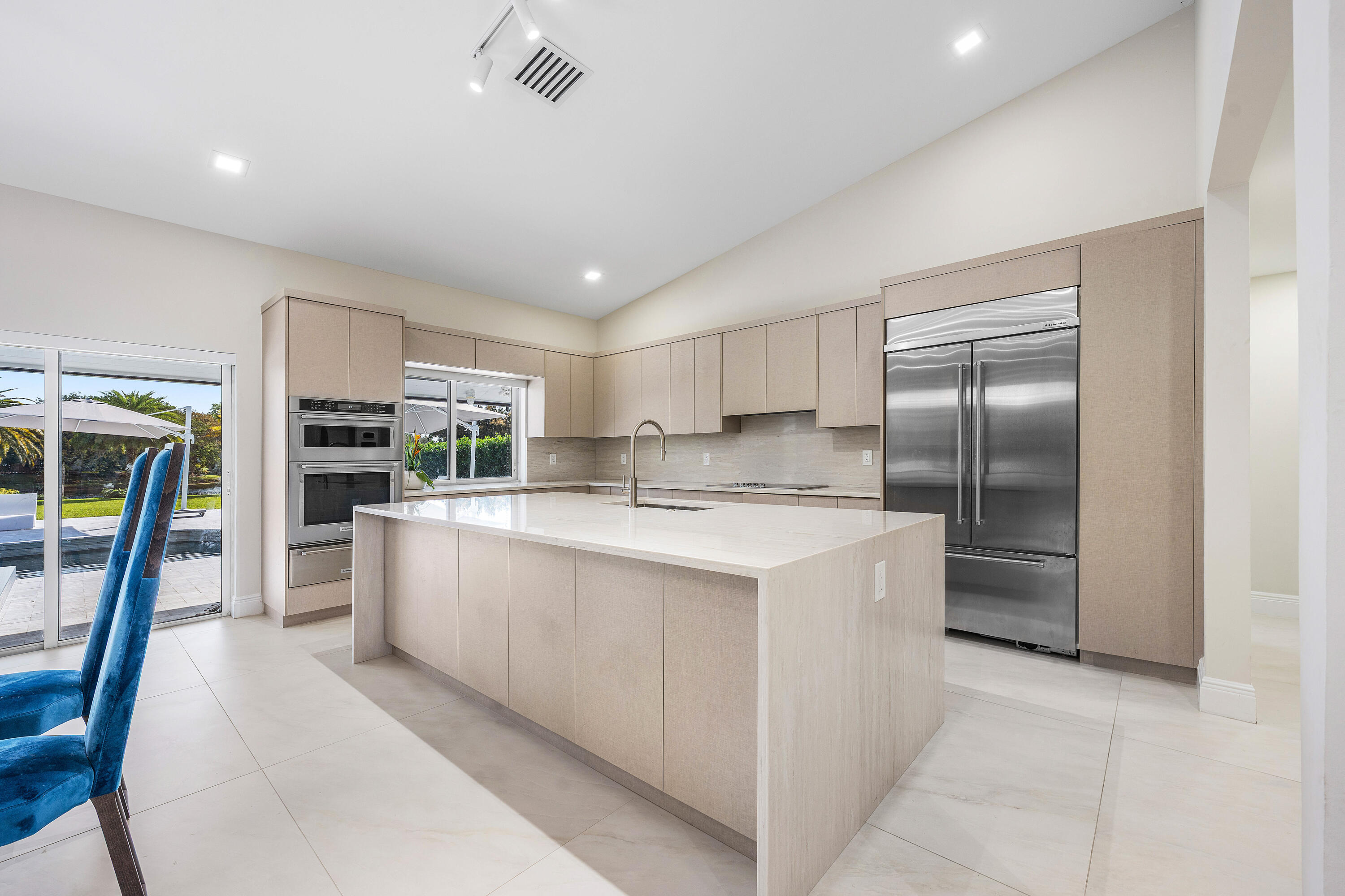 17873 Fieldbrook Circle East Boca Raton, FL 33496 - Photo 8 of 72 011-17873FieldbrookCircleEast-BocaRaton-
