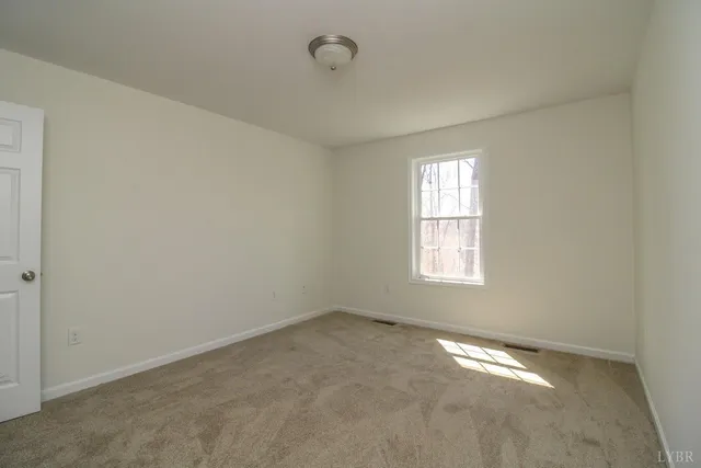 $329,900 | 268 Oak Spring Lane, Madison Heights, VA 24572