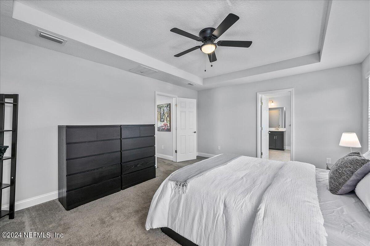 411 Narrowleaf Drive St. Johns, FL 32259 - Photo 12 of 39 Primary Bedroom