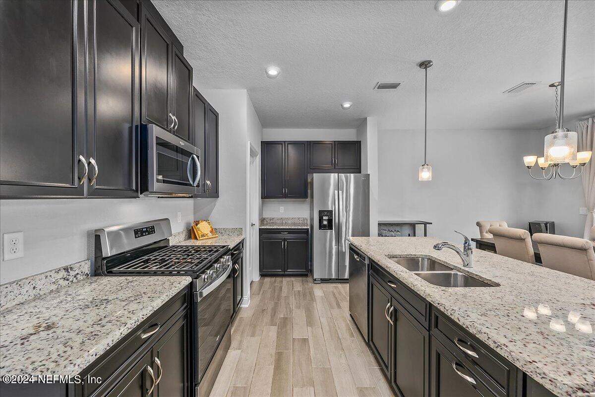 411 Narrowleaf Drive St. Johns, FL 32259 - Photo 8 of 39 Kitchen