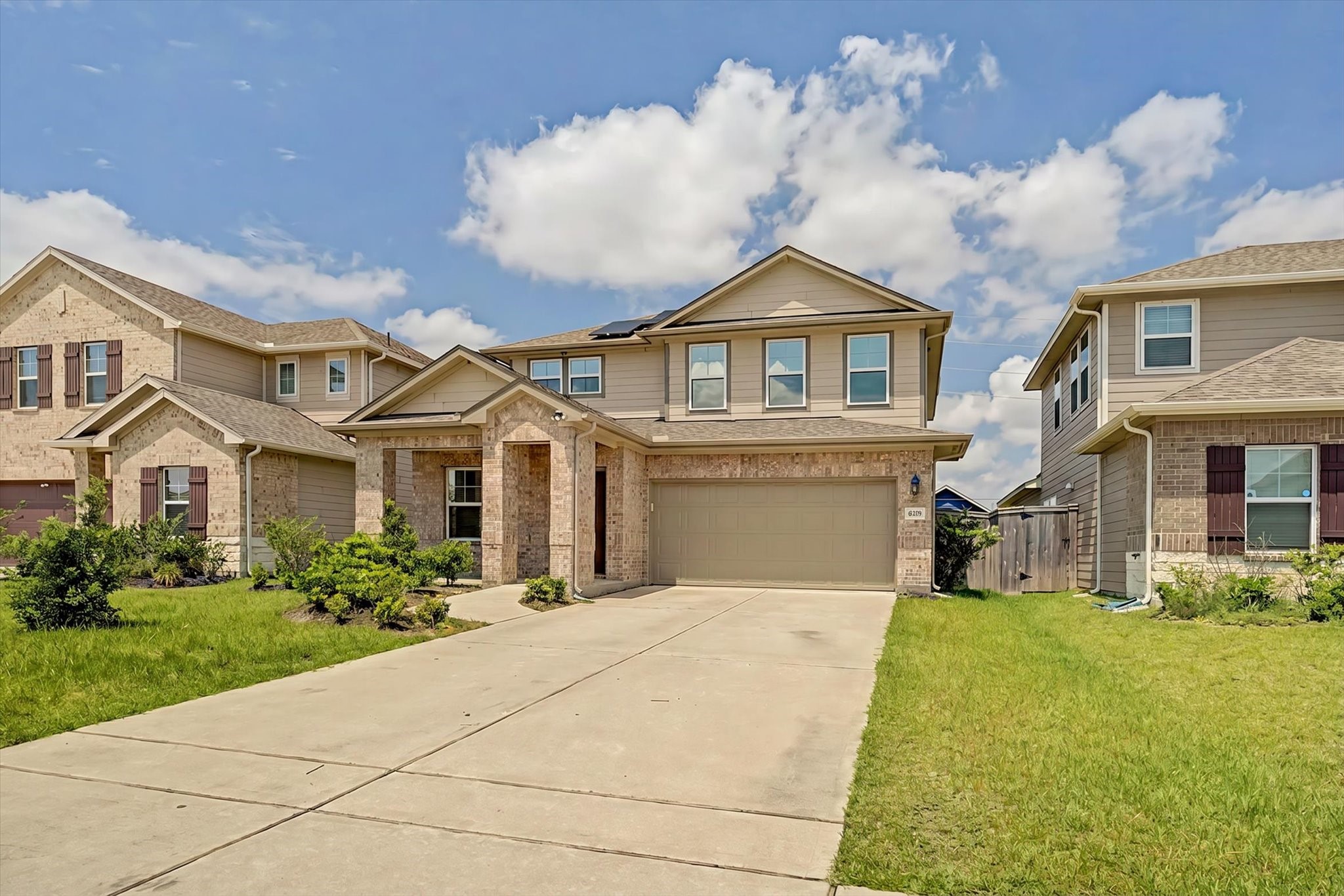 6918 Lebec Drive Rosharon, TX 77583 - Photo 3 of 48