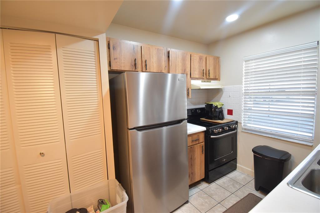 2482 Enterprise Road, Unit 2 Clearwater, FL 33763 - Photo 5 of 26 Gallery Image 5