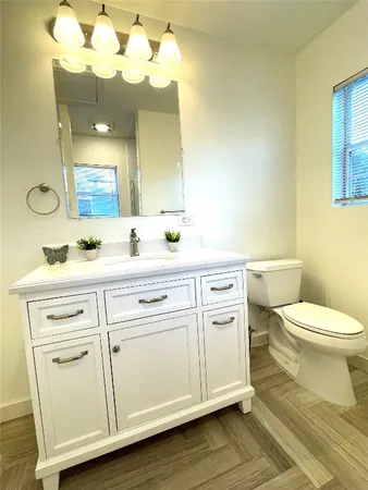 $900 | 4334 Jefferson Street, Unit 1/2, Houston, TX 77023