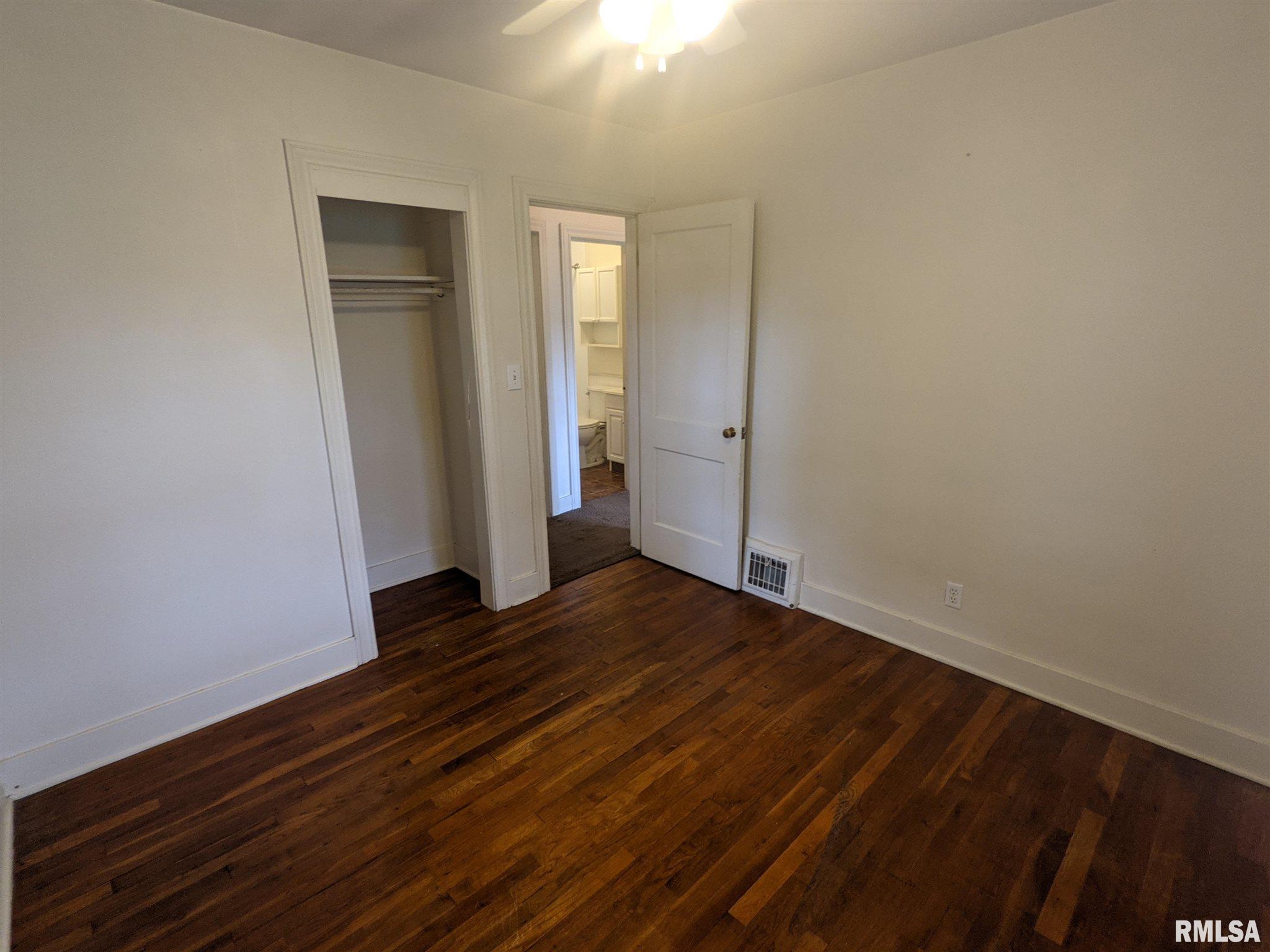 936 25th Street Moline, IL 61265 - Photo 13 of 21 Gallery Image 13