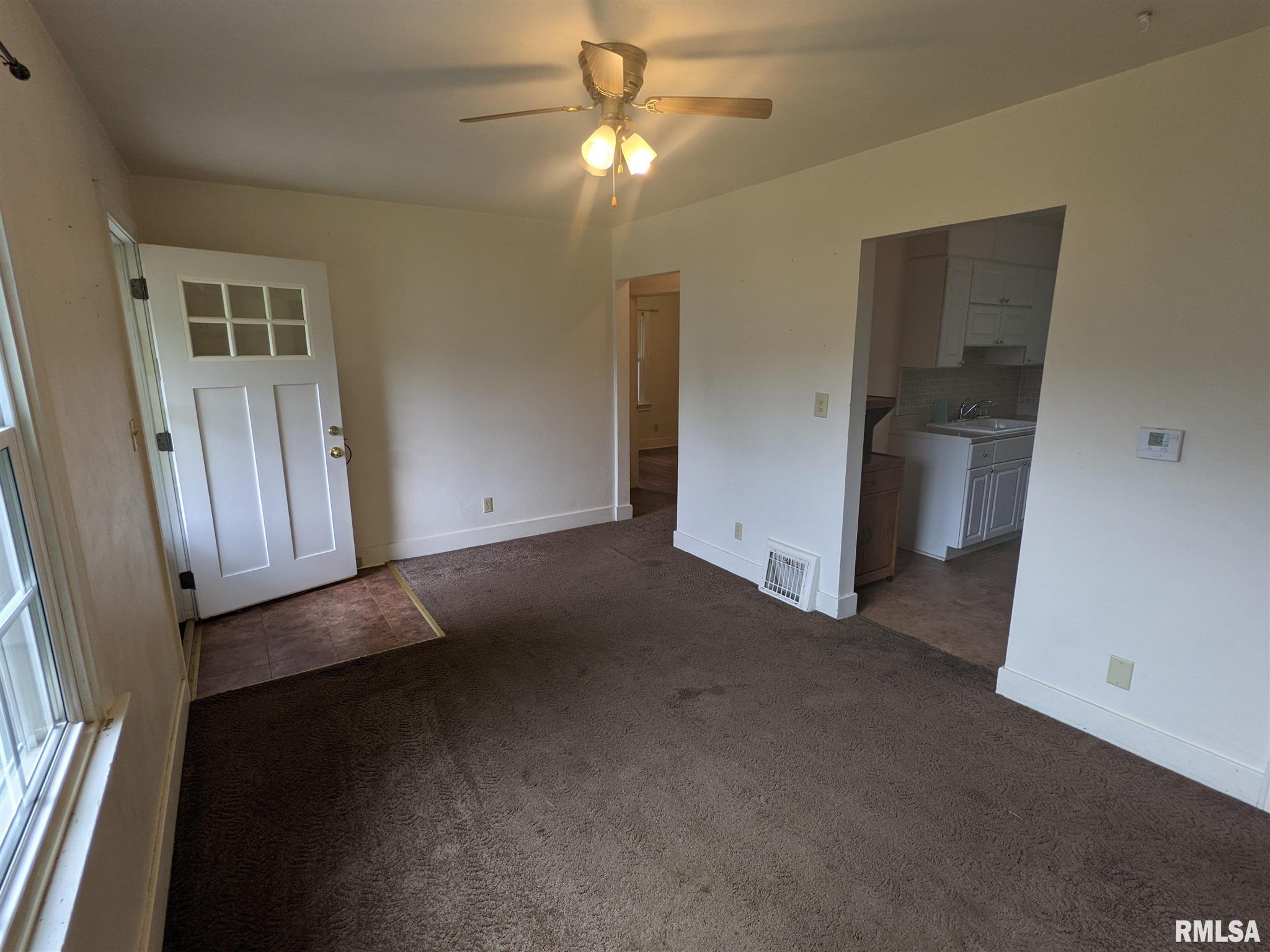 936 25th Street Moline, IL 61265 - Photo 3 of 21 Gallery Image 3