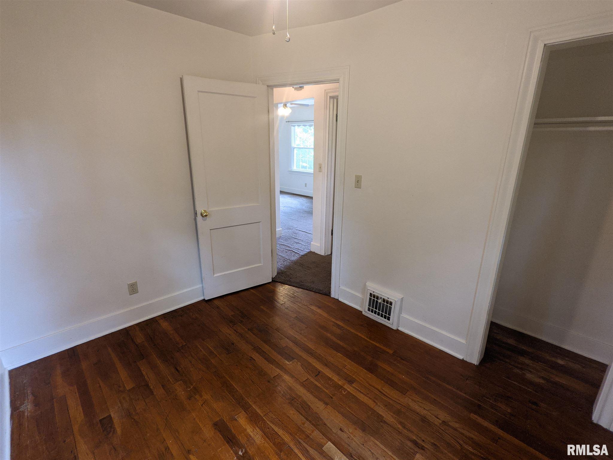 936 25th Street Moline, IL 61265 - Photo 9 of 21 Gallery Image 9