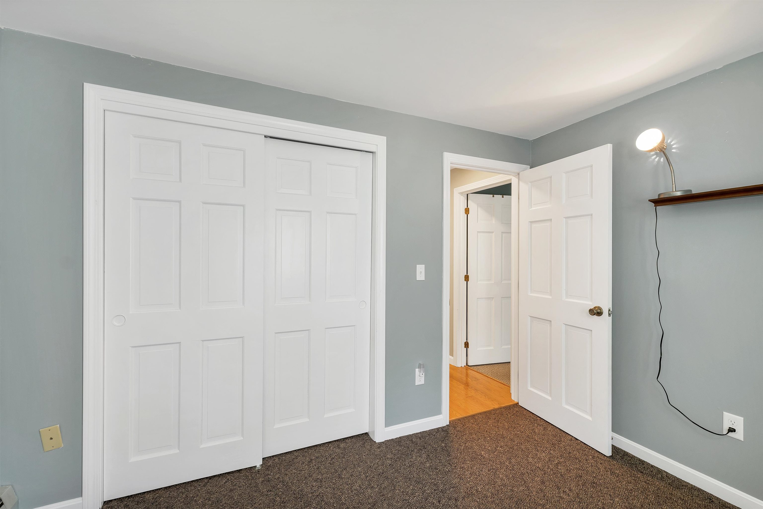 22 Jonathan Lane Manchester, NH 03104 - Photo 26 of 49