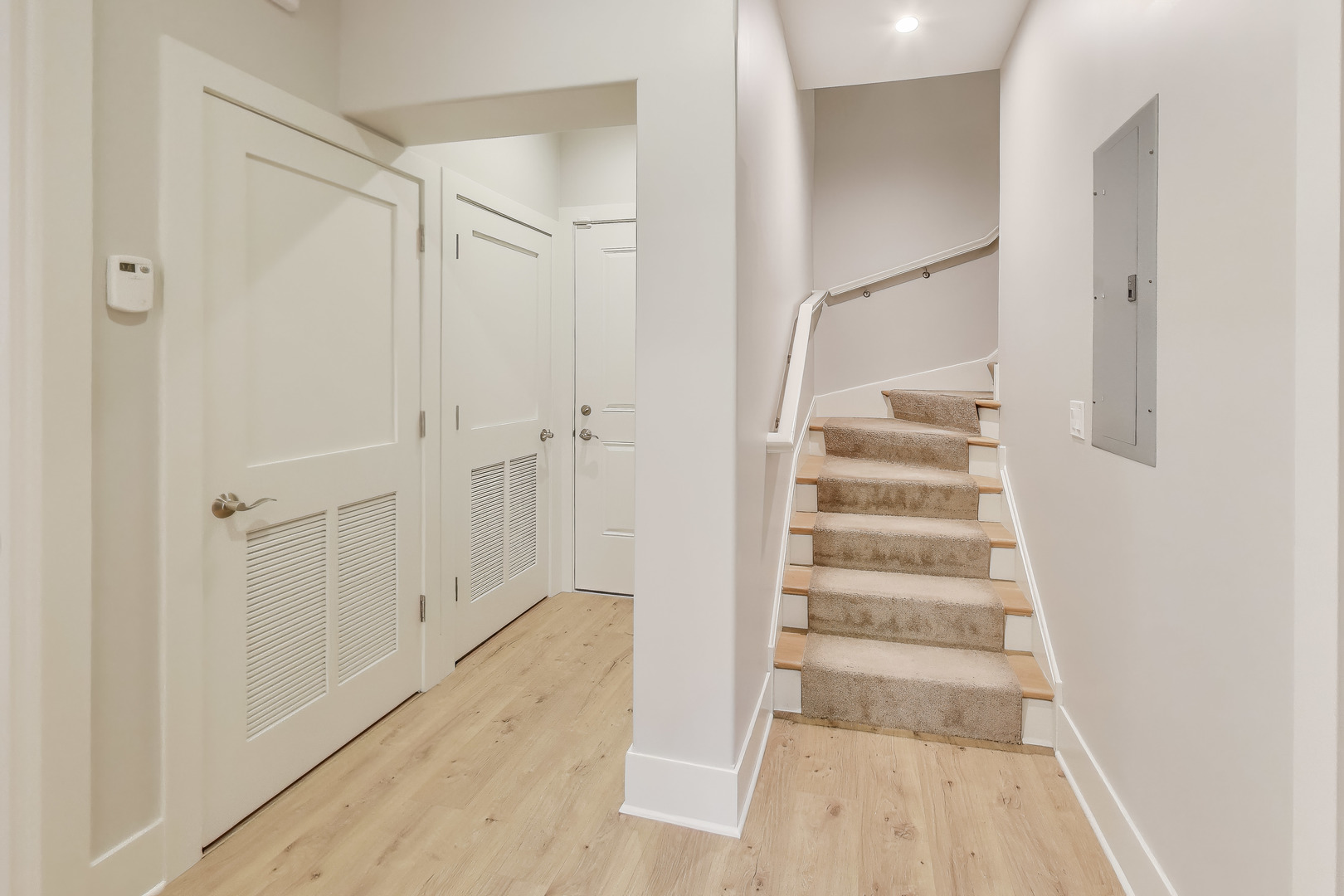 4135 North Kenmore Avenue, Unit 1E Chicago, IL 60613 - Photo 12 of 24