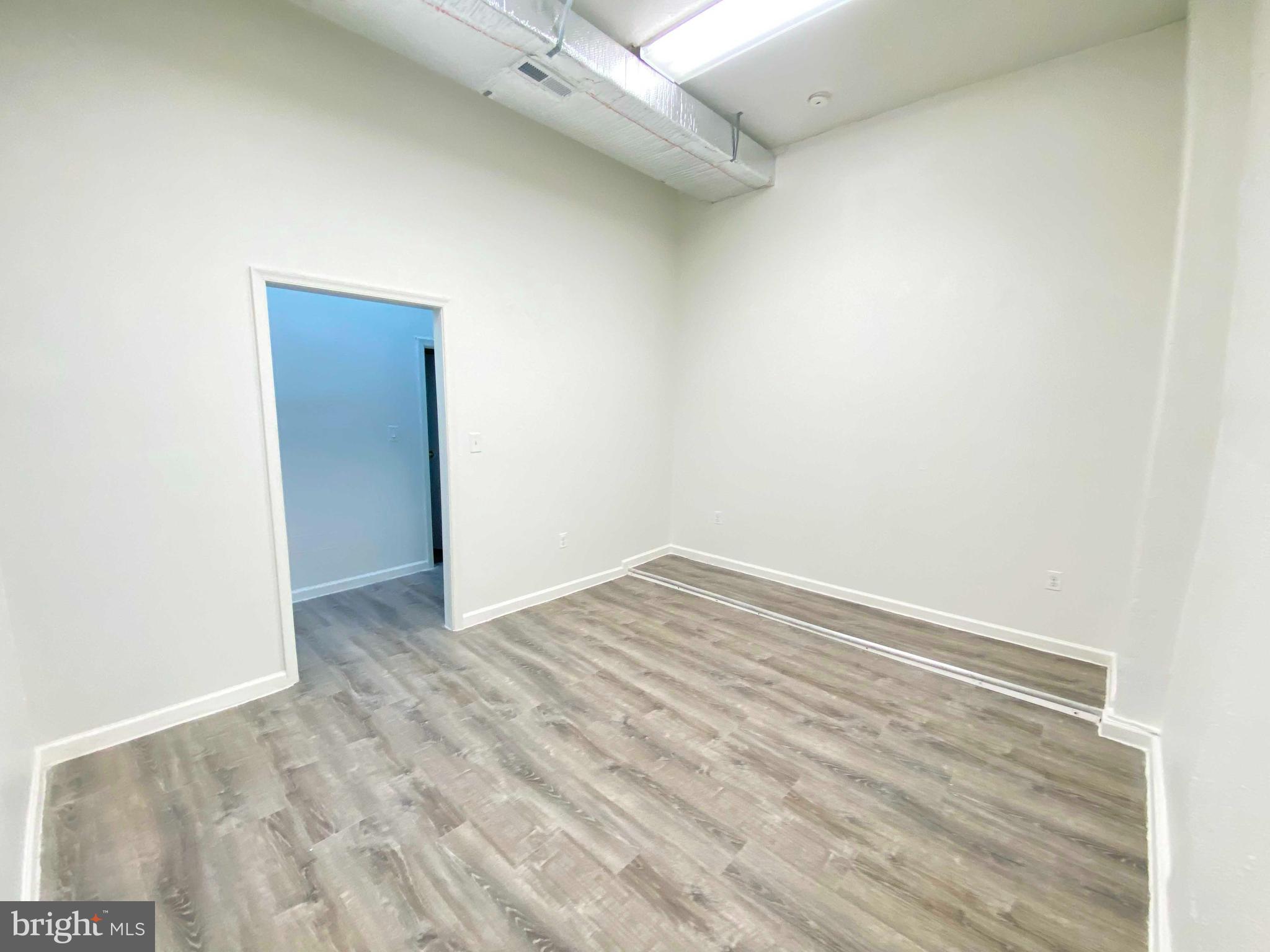 1433 Vernon Road Philadelphia, PA 19150 - Photo 11 of 30
