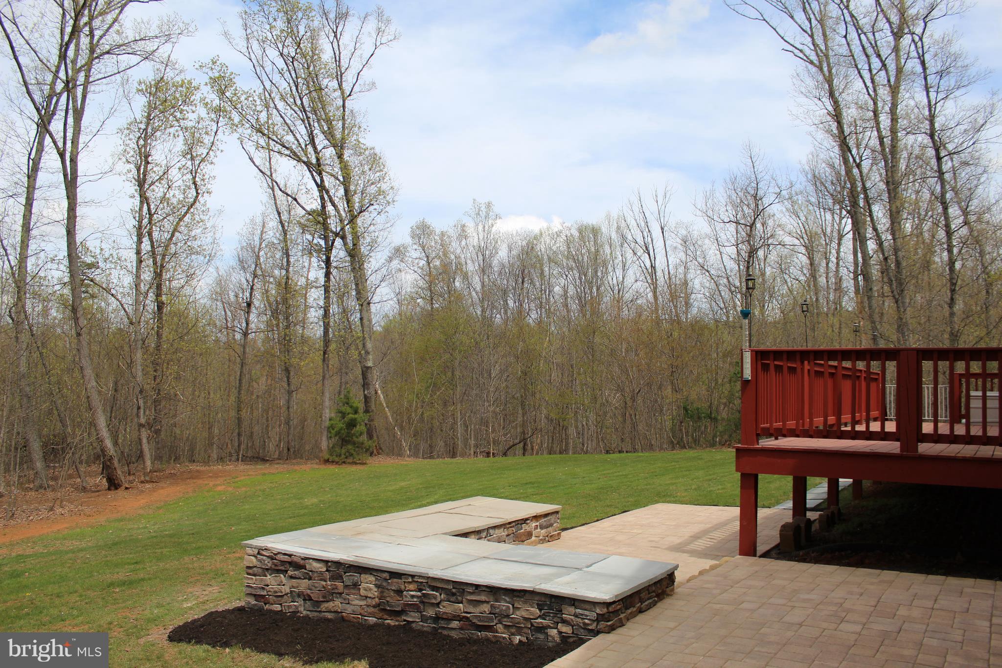 3307 Cabin Road Reva, VA 22735 - Photo 28 of 30 a view of a backyard with wooden fence