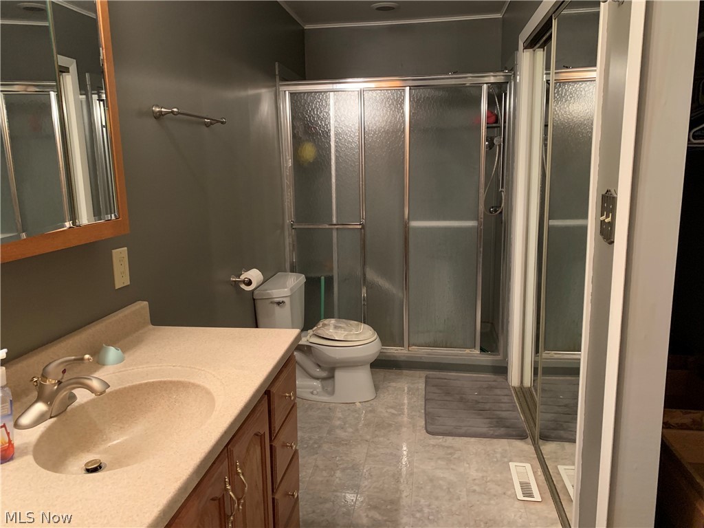 11694 Prospect Road Strongsville, OH 44149 - Photo 10 of 18 Gallery Image 10