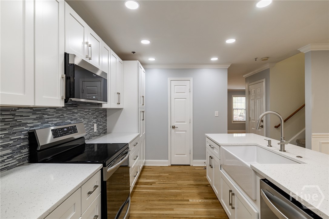 860 Mitchell Bridge Road, Unit 8 Athens, GA 30606 - Photo 7 of 44