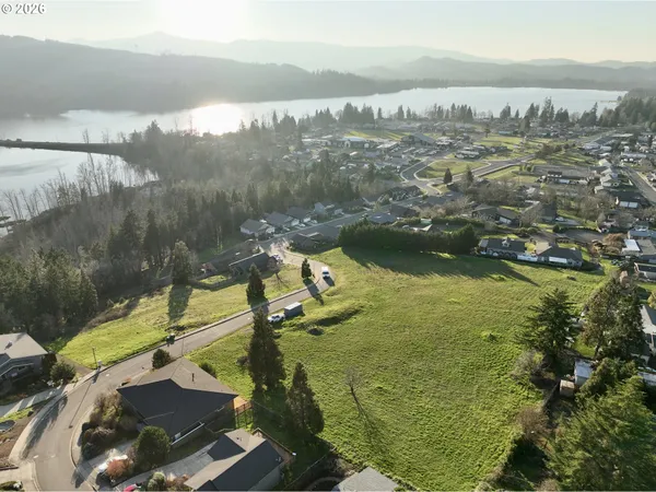 a view of a lake view