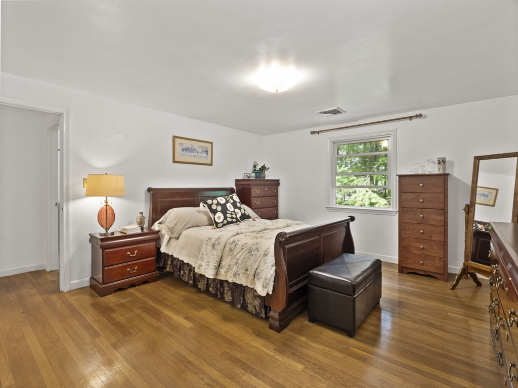 5 Cyr Circle Andover, MA 01810 - Photo 22 of 40