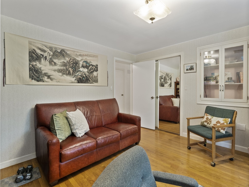 5 Cyr Circle Andover, MA 01810 - Photo 3 of 40