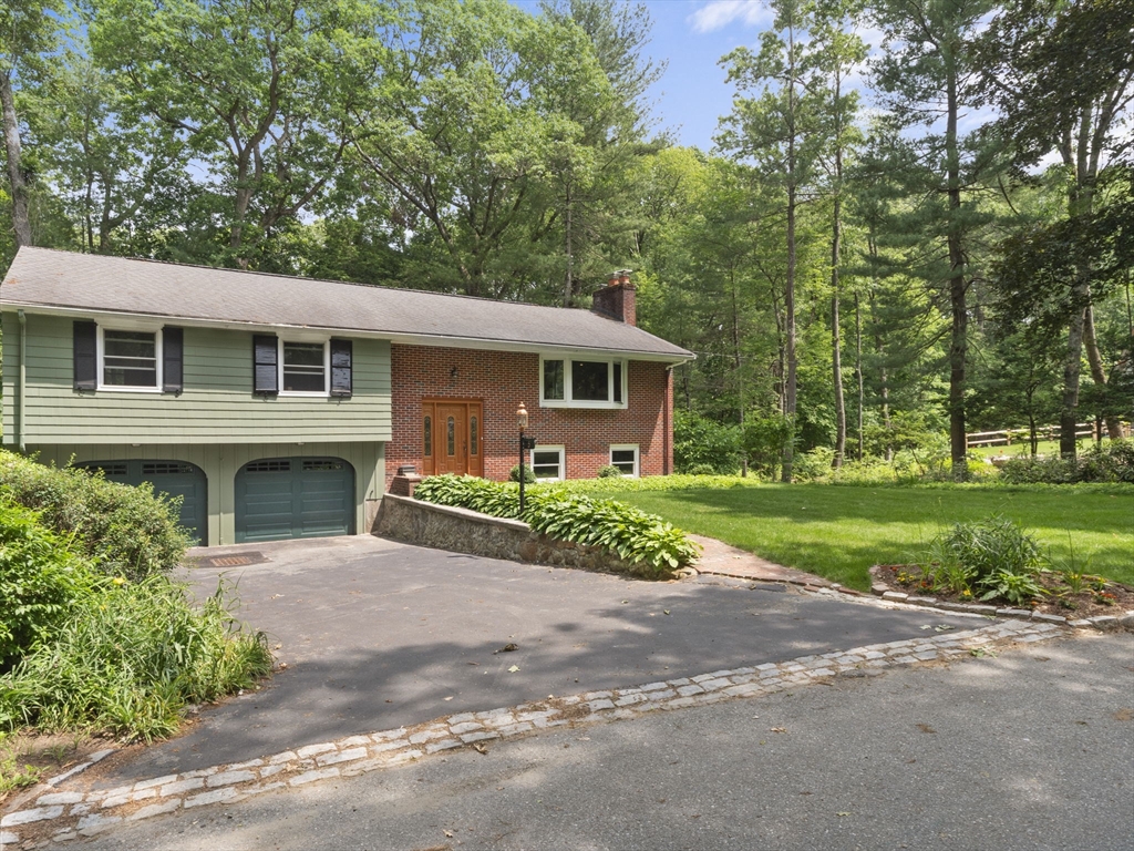 5 Cyr Circle Andover, MA 01810 - Photo 34 of 40