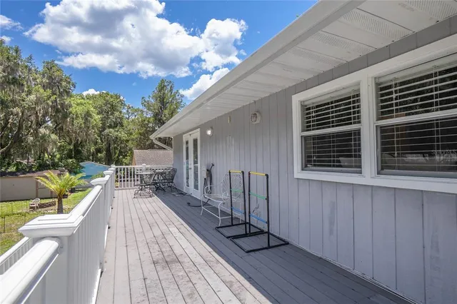 a view of an outdoor space and city view