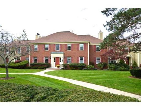 165 Village Post Road, Unit 165 Danvers, MA 01923 - Photo 2 of 19 Gallery Image 2