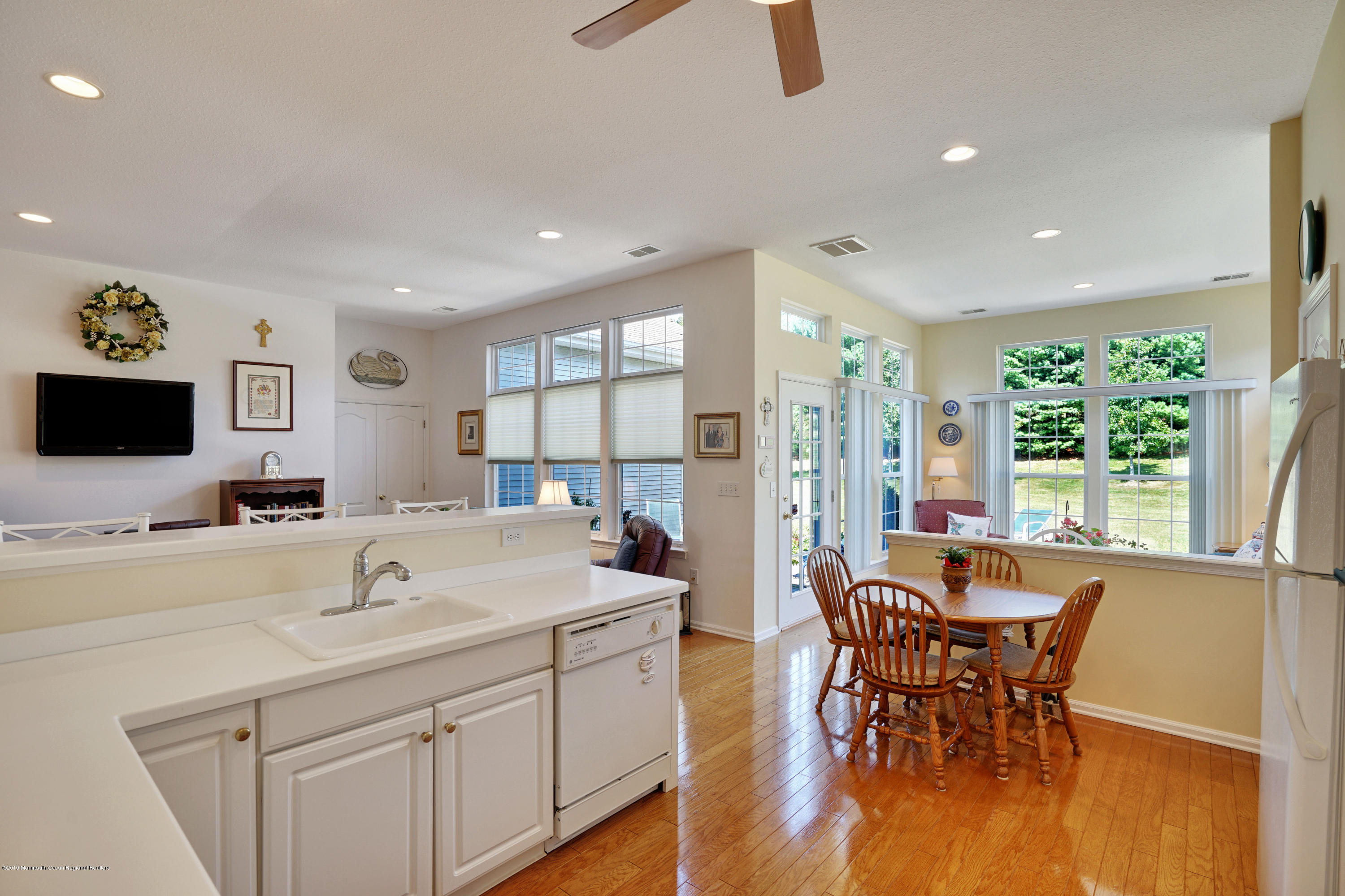 2548 Collier Road Manasquan, NJ 08736 - Photo 21 of 48 022_dsc08693-dsc08697