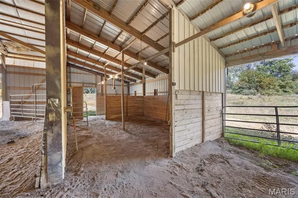 $490,000 | 3218 South S Highway, Winfield, MO 63389