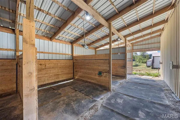 $490,000 | 3218 South S Highway, Winfield, MO 63389